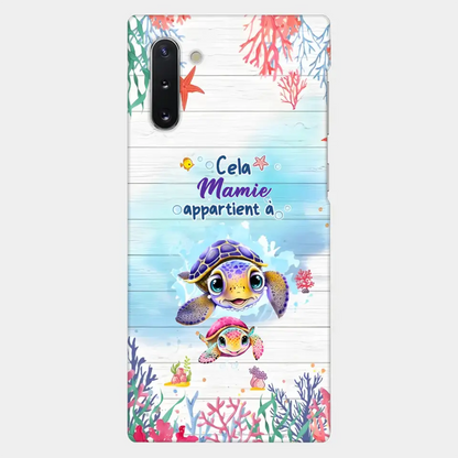 Cette Mamie appartient à  - Coque de téléphone personnalisée avec des adorables tortues de mer