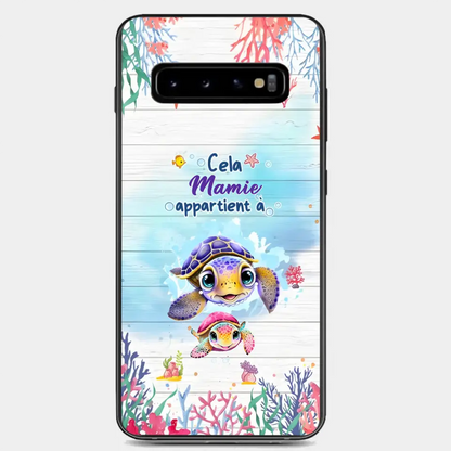 Cette Mamie appartient à  - Coque de téléphone personnalisée avec des adorables tortues de mer