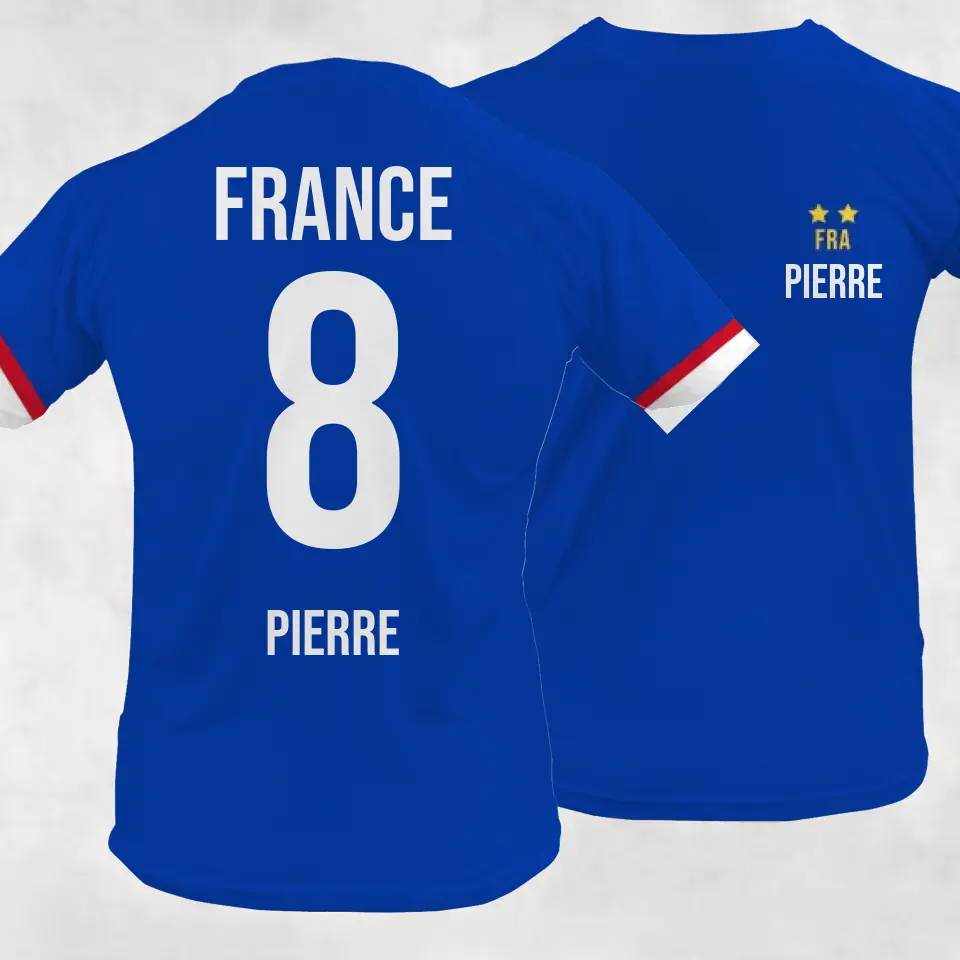 Personnalisez des T-shirts individuels en ajustant votre nom et votre numéro.