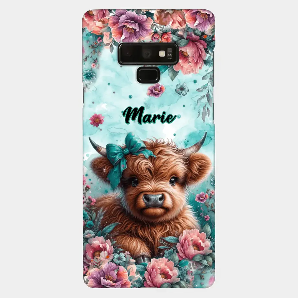 Coque de téléphone personnalisée avec un bébé vache Highland