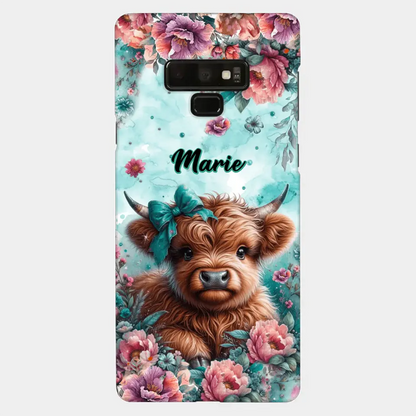 Coque de téléphone personnalisée avec un bébé vache Highland