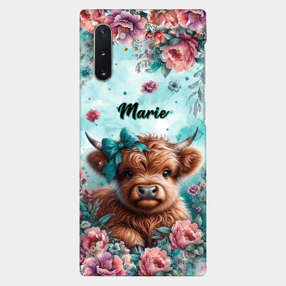 Coque de téléphone personnalisée avec un bébé vache Highland