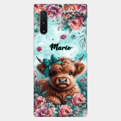Coque de téléphone personnalisée avec un bébé vache Highland
