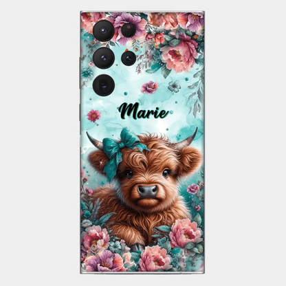 Coque de téléphone personnalisée avec un bébé vache Highland