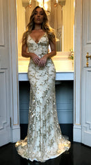 Robes de fête luxueuses : V-Neck, dos nu, paillettes, et ceinture ajustable