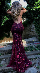 Robes de fête luxueuses : V-Neck, dos nu, paillettes, et ceinture ajustable
