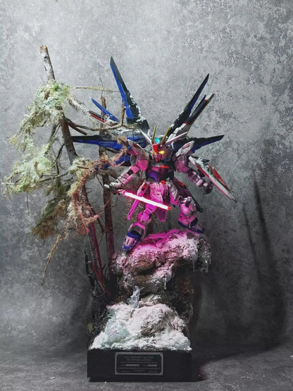 Customized MGSD Strike Freedom Gundam scene decorative ornaments