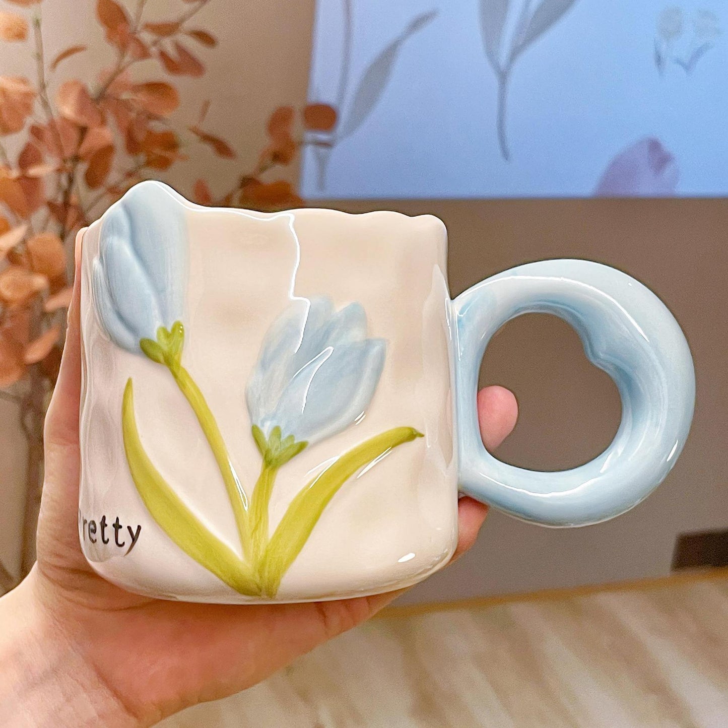Mug en Céramique avec Motif de Tulipe en Relief – Cadeau Élégant pour Filles, Amis et Parents
