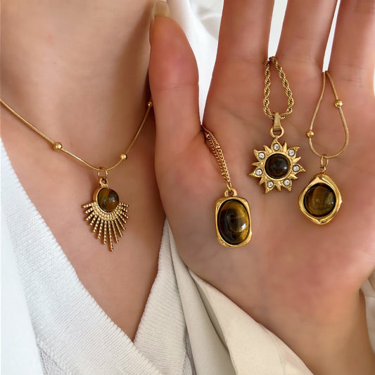 2025 Nouveau Murad Tiger's Eye Necklace｜Light Luxury Non-Fading Titanium Snake Bone Sweater Chain