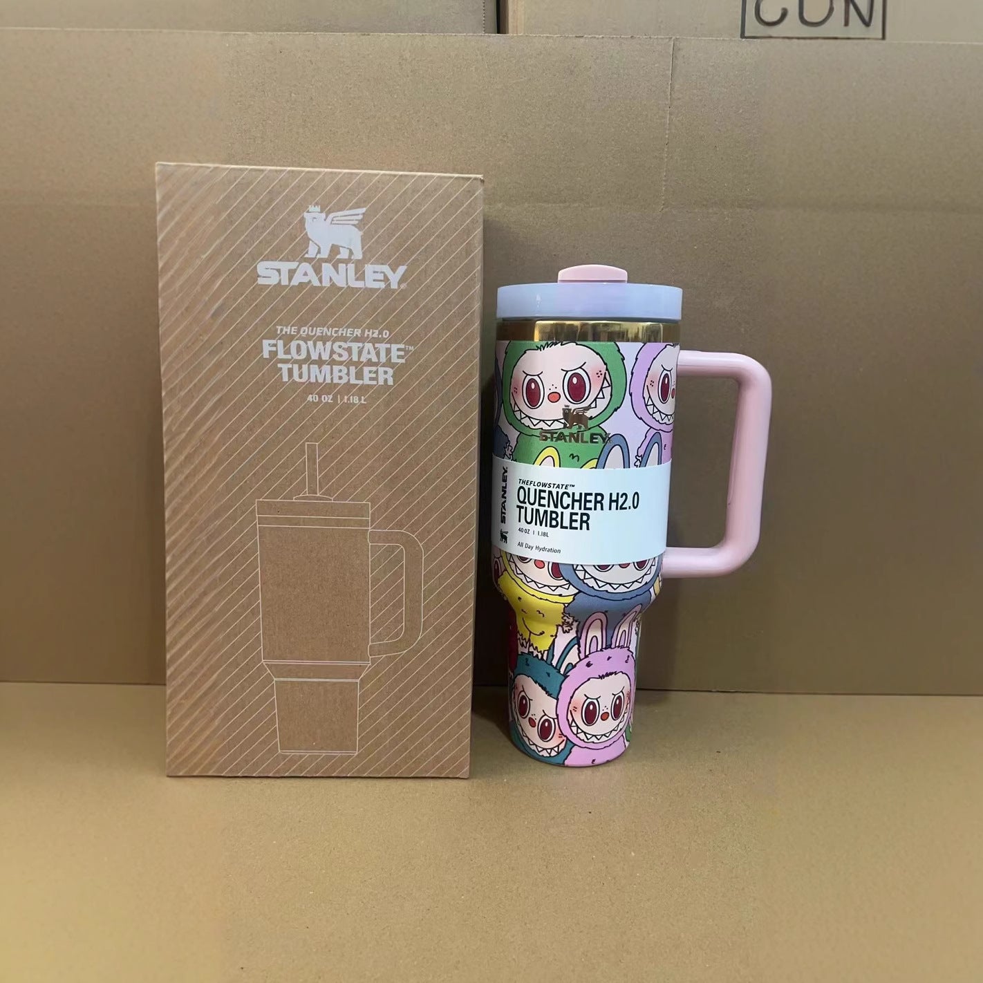 🧊【Nouveau】Tasse Isotherme Ice Boss Cup 🚗 avec Tuyau 💧 - 40oz Grand Volume - Idéale pour Voiture, Fitness et Bureau 💼 - Cadeau parfait pour Amis et Famille 🎁