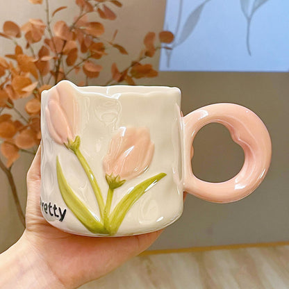 Mug en Céramique avec Motif de Tulipe en Relief – Cadeau Élégant pour Filles, Amis et Parents